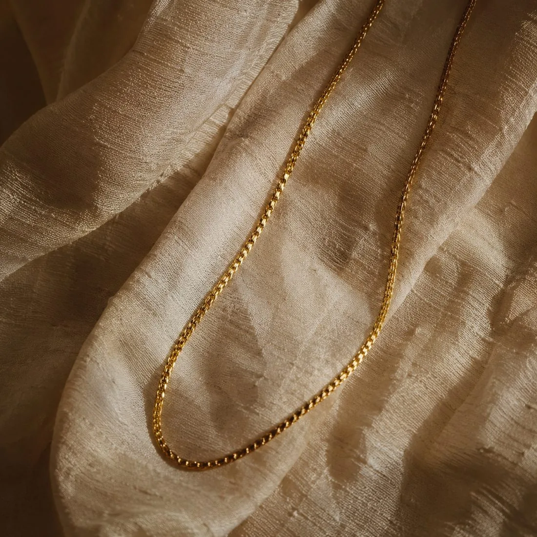 A long gold chain